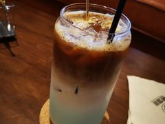 -ZING COFFEE 镜咖啡