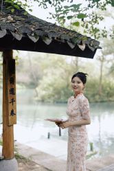 -LOVINA洛维娜婚纱礼服