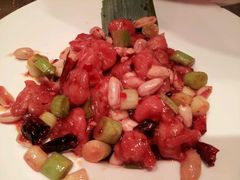 宫爆虾球-东兴楼饭庄(六里桥店)