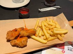 -必胜客(桐乡吾悦广场店)