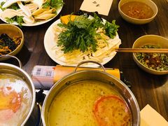 -香园自助小火锅