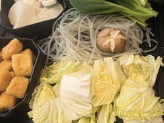 -一席地·本地鸡窝·杭帮鸡火锅(萧山银隆百货店)