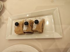 芝士蓝莓拿破仑-利苑酒家(宜安广场店)