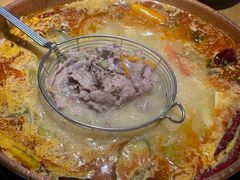 -洱火云南酸菜牛肉火锅(石景山当代商城店)