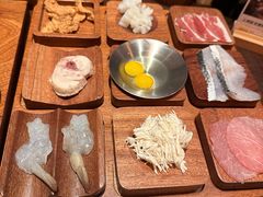 -银米·云南传统过桥米线(双廊黑金冠店)
