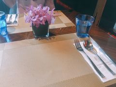 -YUE·6·西式融合餐厅(外滩六号店)