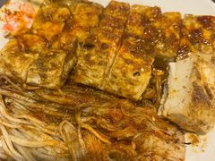 -亮亮烧烤(积玉桥总店)