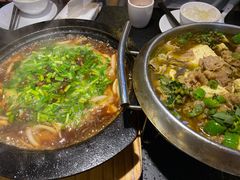 -万重锦·人文川菜馆(骡马市店)