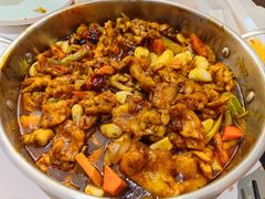 -黄记煌三汁焖锅(新佳丽江汉路店)