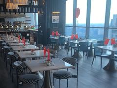 -云厨·高空西餐厅(成都瑯珀·凯悦臻选酒店)