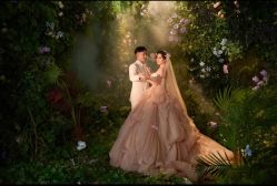 -雪中彩影婚纱摄影·微光艺术中心