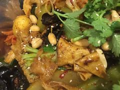 -拿渡麻辣香锅(世茂广场·工三店)