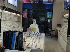 -诺柯视眼镜-蔡司依视路官方工厂店(淞南一店)