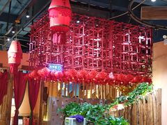 -老滇山寨•云南特色菜•地方菜•民族风情歌舞表演(金碧店)