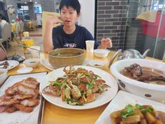 -鹏城人家海鲜酒家·23年老字号(较场尾店)