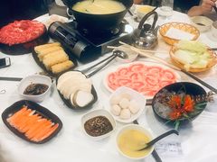 -鲜入围煮花胶鸡海鲜火锅