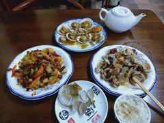 辣炒蛤蜊-公寓家常菜馆(海军博物馆店)