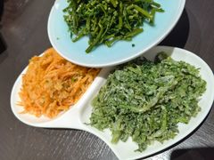 -三牛家厨(长江路店)