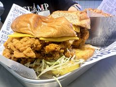 炸鸡老奶奶汉堡-TRIPS BURGER(大钟寺店)