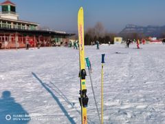 -济南卧虎山滑雪场
