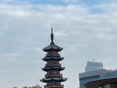 -龙华寺