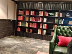 -上海锦江汤臣洲际大酒店柒酒廊