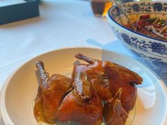 脆皮乳鸽-富力丽思卡尔顿酒店·丽轩中餐厅