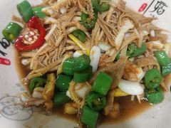-何永光123鲜牛肉馆(1号店)