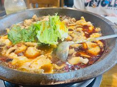 -都江堰石锅鱼