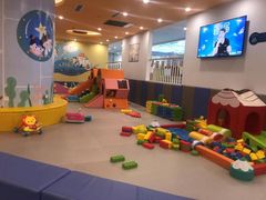 -戊辰亲子游泳俱乐部