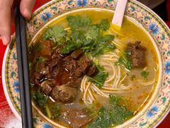 -金杨拉面王小吃面馆·牛三宝面·红烧牛肉粉