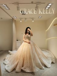 -GRACE KELLY婚纱与礼服(天津店)