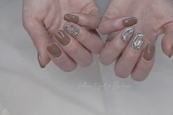 -Momo nail 日系美甲