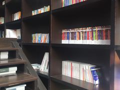 -钟书阁(松江泰晤士小镇店)