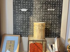 -邊城書店