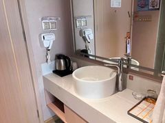 -维也纳酒店(广州白云国际机场航站楼店)