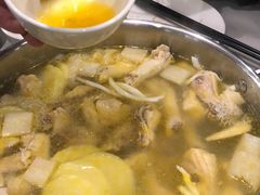 -东椰·海南椰子鸡火锅(朝阳门店)