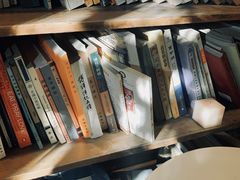 -斯多格书乡(北京大学畅春园店)