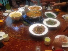 -艳阳天酒店(五里新村店)