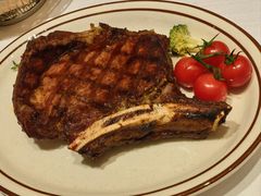 -马克西姆俄罗斯餐厅(通亚街店)