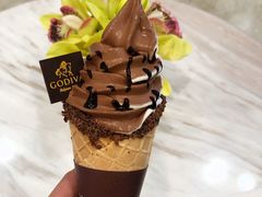 草莓双重巧克力软冰淇淋-GODIVA(恒隆广场店)