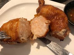 鲜虾胶酿脆皮鸡翅-港丽餐厅(高德置地店)