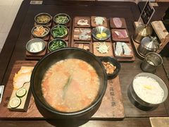 -银米·云南传统过桥米线(双廊黑金冠店)