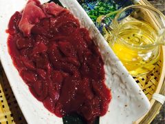 -佬土鹅肠火锅(解放路店)