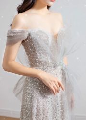 -莫小姐婚纱