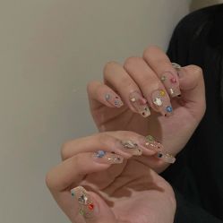 -悦指间美甲美睫