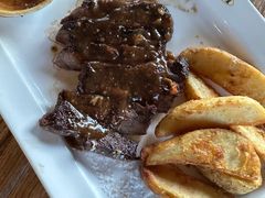 -LENBACH兰巴赫西餐啤酒坊(大连东港店)