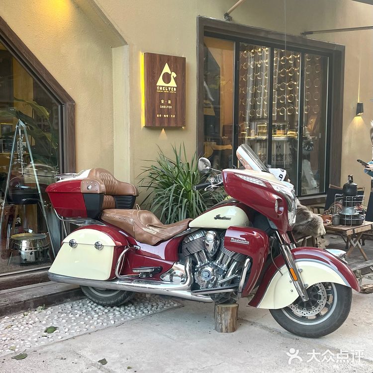 郑州首家市内露营咖啡馆