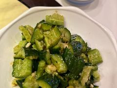 手拍黄瓜-俏湘厨•地道湘菜(建华南路店)