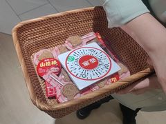 -亚惠美食花园(大连开发区安盛购物广场店)